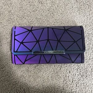 NWOT Purple Geometric Women's wallet